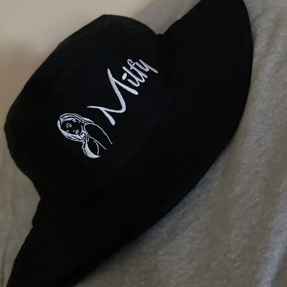 Black Milfy Bucket Hat - Picture 2 of 2